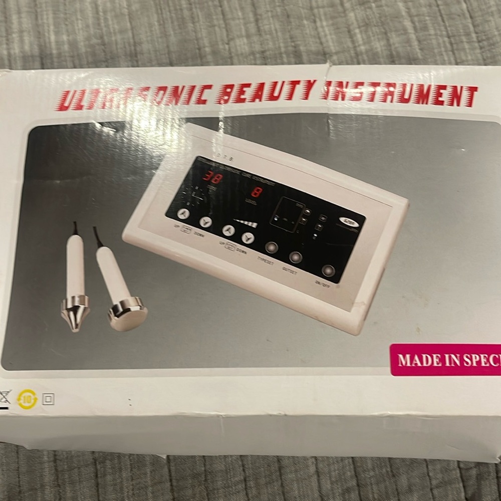 Ultrasonic facial machine brand new in box